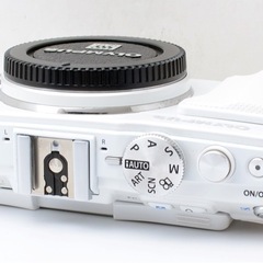 S数約3700回！OLYMPUS E-PL6★美品★スマホ転送★ジャケット付き  1ヶ月動作補償あり！ 安心のゆうパック代引き発送！ 送料、代引き手数料無料！の画像