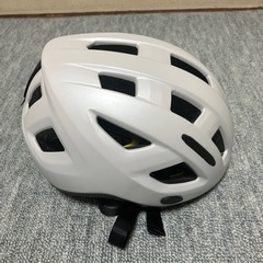 自転車用ヘルメット　女性用　パールホワイトの画像