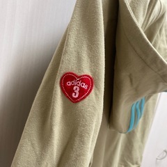 adidasパーカーM size
 の画像