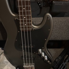 Squier Standard Jazz Bassの画像