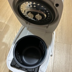 炊飯器の画像