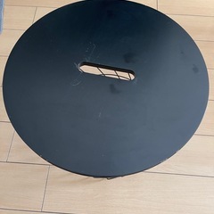 IKEA 収納テーブル　クヴィストブローの画像