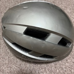 大人用　自転車ヘルメット　フリーサイズの画像