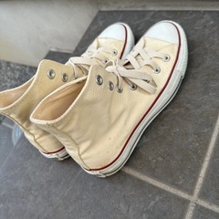 コンバース　ハイカットの画像