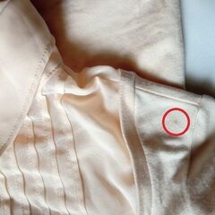 UNIQLOユニクロ 重ね着風カットソー ベージュ プリーツブラウス 七分袖 サイズMの画像