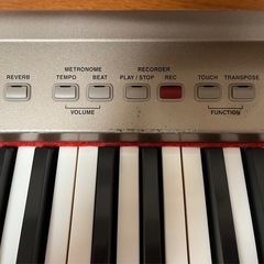 電子ピアノの画像