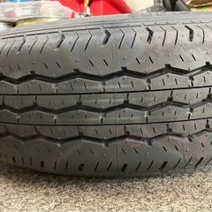 ハイエース、キャラバンなどタイヤの画像