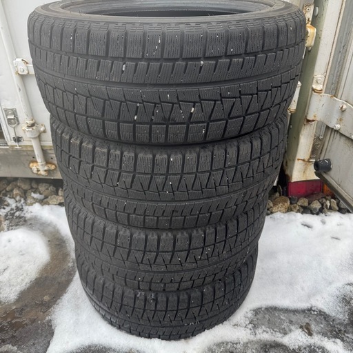 バリ山　BRIDGESTONE ブリヂストン　ブリジストン　ICEPARTNER 2 215/50R17 スタッドレス　タイヤ　2021年製　17インチ