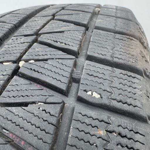 バリ山　BRIDGESTONE ブリヂストン　ブリジストン　ICEPARTNER 2 215/50R17 スタッドレス　タイヤ　202