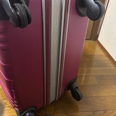 お取引先決定！スーツケースの画像