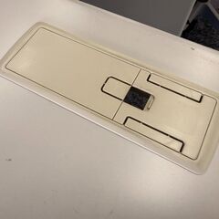 ★引き取り限定!!オフィス用デスク　しっかりしていて丈夫　経年劣化有の画像