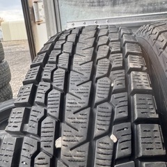 バリ山　YOKOHAMA ヨコハマ　G075 175/80R16 スタッドレス　タイヤ　2022年製　16インチの画像
