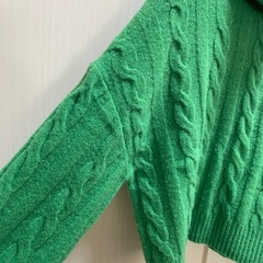  タートルネック ニットS size
の画像