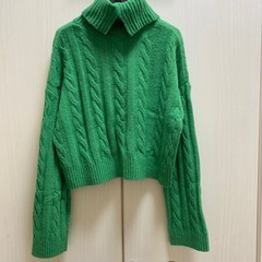  タートルネック ニットS size
の画像