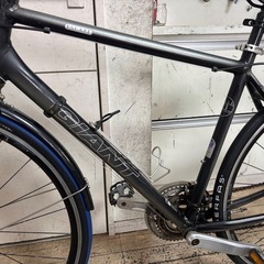 GIANT ESCAPE ジャイアントのクロスバイク ダークグレーの画像