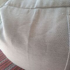 無印人をだめにするソファ　をカバーを1回新しくして改造しています。の画像