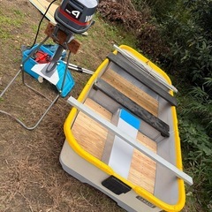 釣船　ボート　船　カヤック　２分割ボートの画像