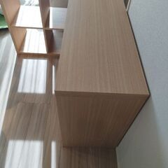 収納付きテーブルの画像