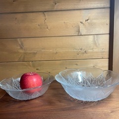 ガラス器　2枚の画像