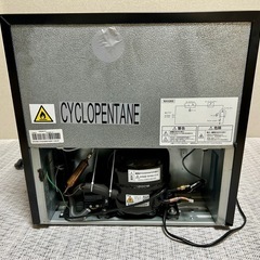 Comfee コンフィー 1ドア冷蔵庫 RCD45BL 2024年製 ブラック 45L ノンフロンの画像