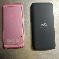 SONY WALKMAN 2個の画像