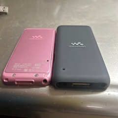 SONY WALKMAN 2個の画像