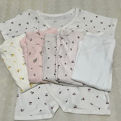 ベビー服 肌着50〜60の画像