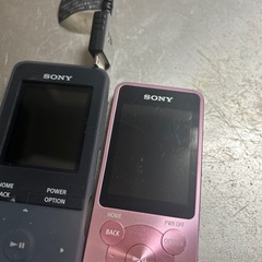 SONY WALKMAN 2個の画像