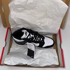 ナイキ 新品箱付ダンクHiレトロ メンズパンダスニーカー の画像