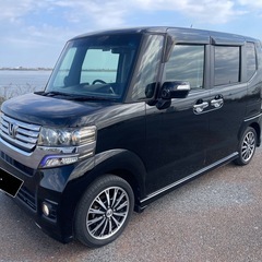 コミコミ43＊ホンダN-BOXカスタム ターボSSパッケージ★ 8万キロ★検8年8月★両側パワスラの画像