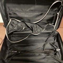 スーツケースの画像