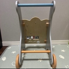 ポーラービー ベビーウォーカー　手押し車　木製　の画像