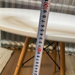 ８０センチ　丸テーブルの画像