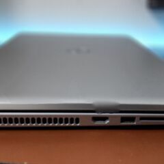 DELL Inspiron 5759の画像