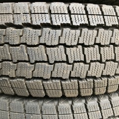 GOOD YEAR 195/80R15 24年製　スタッドレスタイヤ　ハイエース等の画像