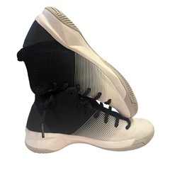【美品】UNDER ARMOUR アンダーアーマー バスケットシューズ 23cmの画像