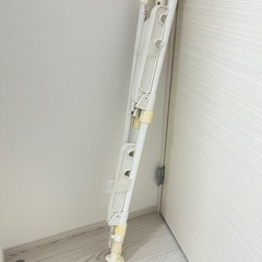 物干し　突っ張り　窓用の画像