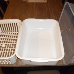 プラスチック製の食器洗い後の保管箱　乾燥しやすいの画像