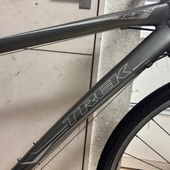 TREK 7.2FX トレックのクロスバイク グレー の画像