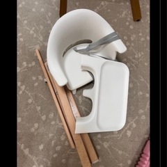 ストッケ　クリック　ハイチェアの画像