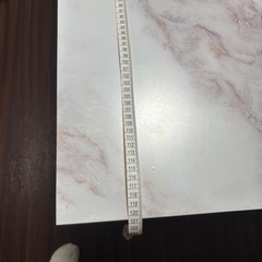 大理石調の机　可動式　受け取り人決定の画像