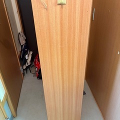 食器たな棚の画像