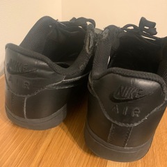NIKE ナイキ　スニーカー　エアフォース1 ブラックの画像