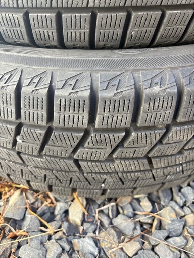 185/65R14ヨコハマ　アイスガード21年製