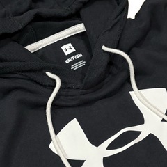 UNDER ARMOUR パーカー 黒　S〜Mサイズの画像