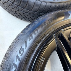 バリ溝　GLS GLE メルセデスベンツ AMG 21インチ スタッドレス・アルミ4本セット　ピレリ　スコーピオンの画像