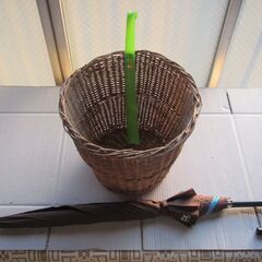竹かご　藤籠　藤バスケット　藤篭　カゴ　まとめて５個　収納　インテリア　果物　花束　ピクニック　映え　　の画像