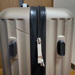 スーツケースの画像