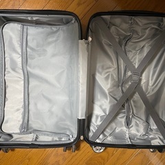 スーツケースの画像
