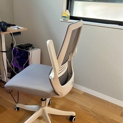 椅子 ワークチェア（回転式／リクライニング／アーム可動）の画像